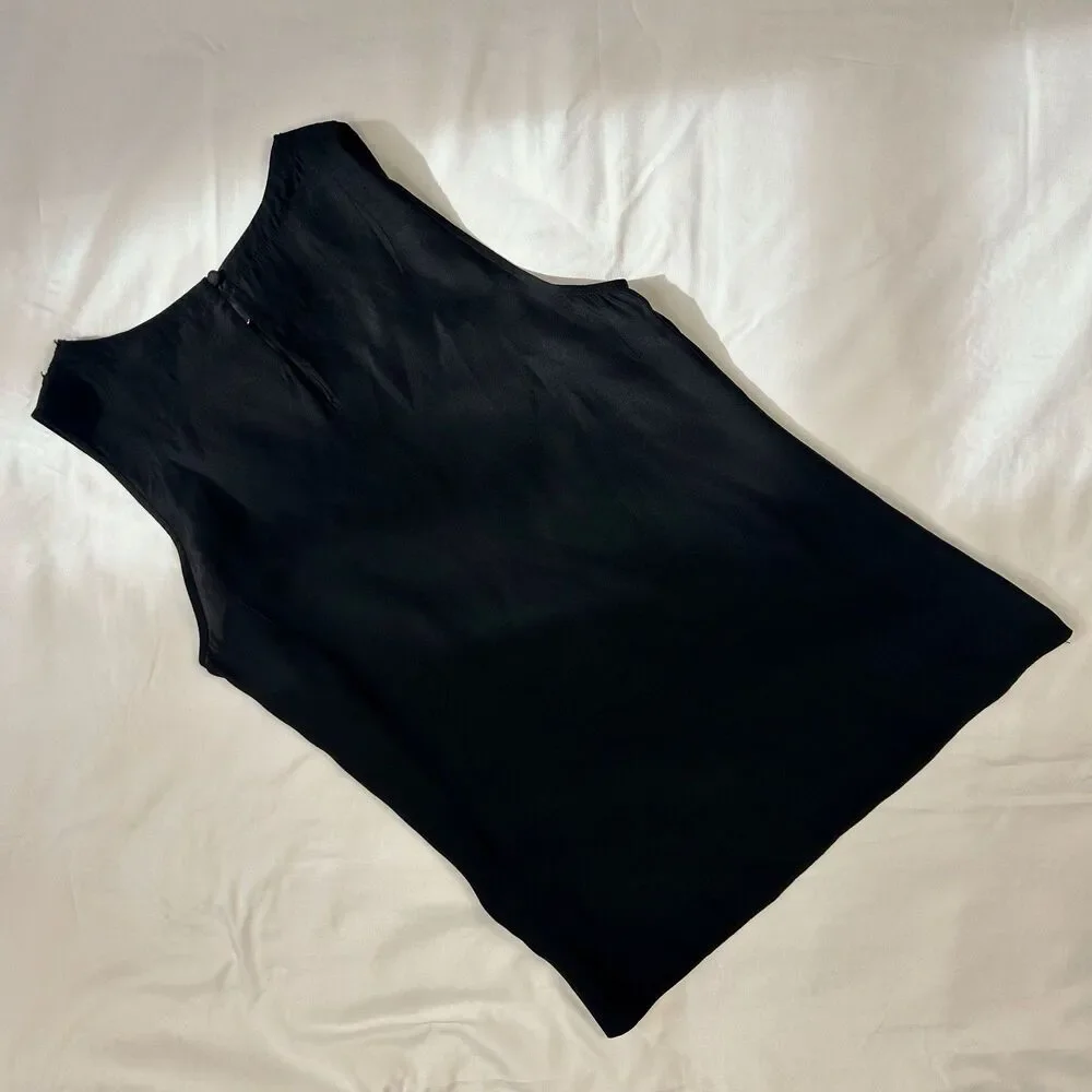 banana republic | size xs | 100% silk black sleeveless blouse - Picture 3 of 4